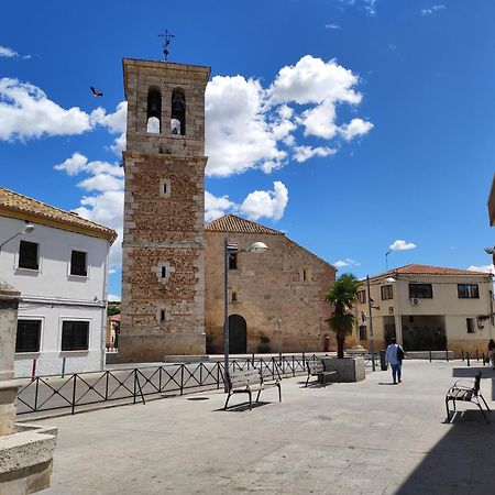 Apartamento Familiar Con Piscina Licencia 14721 Camarma de Esteruelas Bagian luar foto