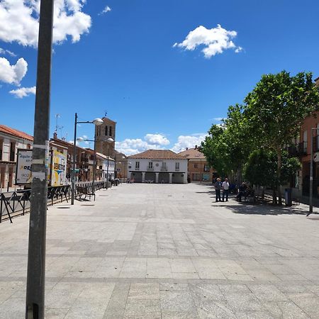 Apartamento Familiar Con Piscina Licencia 14721 Camarma de Esteruelas Bagian luar foto